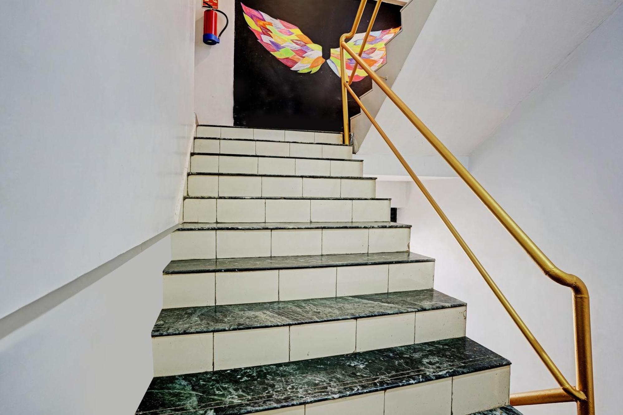 Hotel O Didar House Navi Mumbai Exterior photo